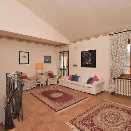 Montalbano 12 Villa Cerreto Guidi