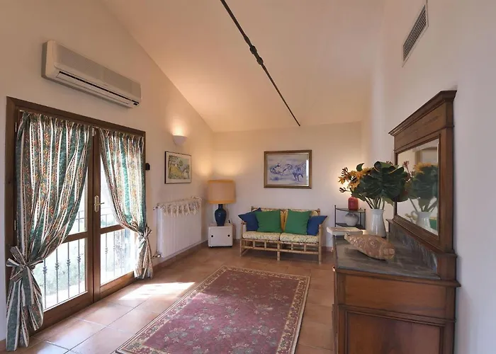 Villa Montalbano 12 *