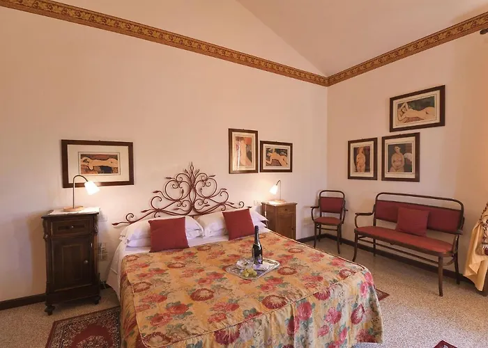 Montalbano 12 Villa *