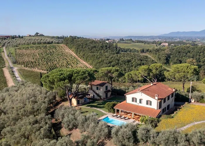 Montalbano 12 Villa *